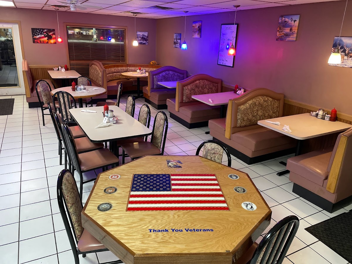 Shelbina family restaurant